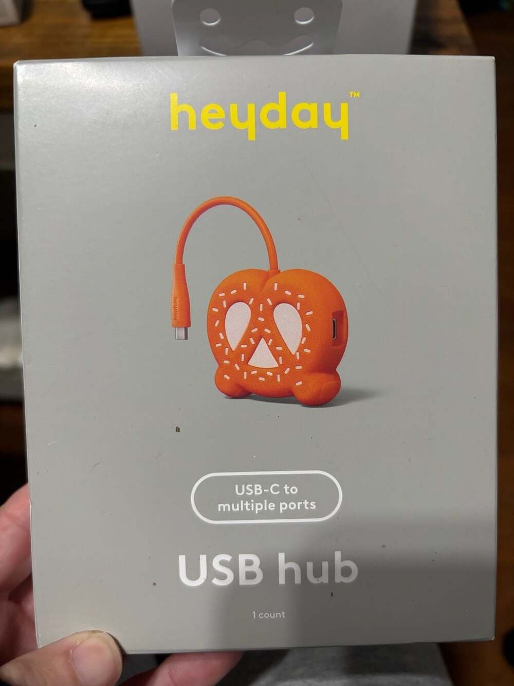 Heyday Novelty Pretzel USB-C To Multiple Ports USB Hub